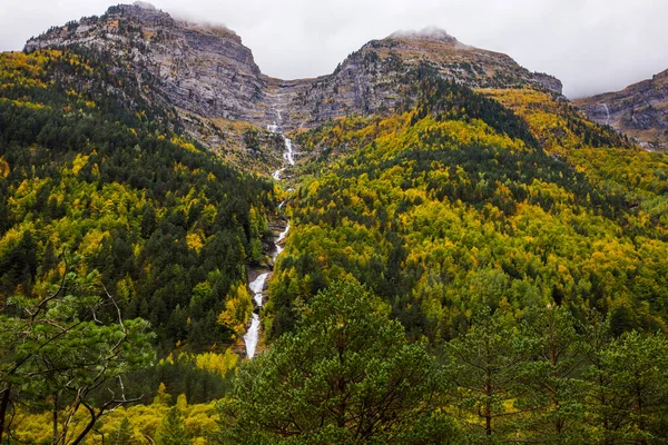 Sonbahar Ordesa Monte Perdido Ulusal Parkı Spanya — Stok fotoğraf