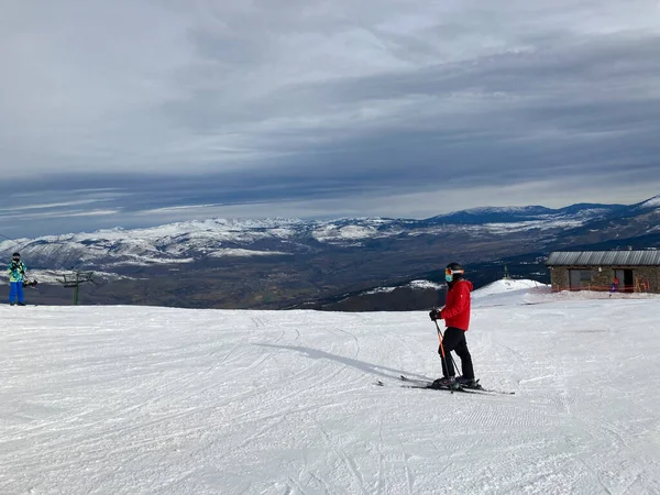 Masella Spanya Aralık 2020 Masella Pyrenees Spanya Koruma Maskeleriyle Kayak — Stok fotoğraf