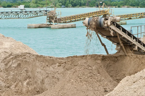 Gravel production — Stock Photo, Image