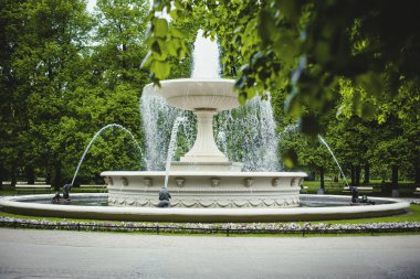 Varşova Park büyük çeşme