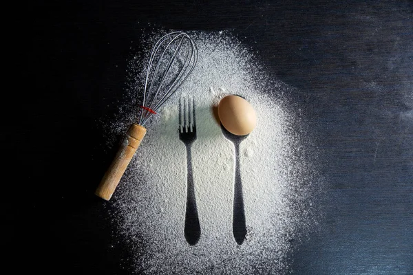 Top View Spoon Fork Silhouette Made Flour Egg Dark Background — Stok fotoğraf