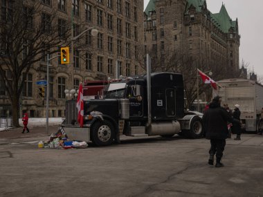 Ottawa, Kanada 'da Kamyoncular Özgürlük Yürüyüşü