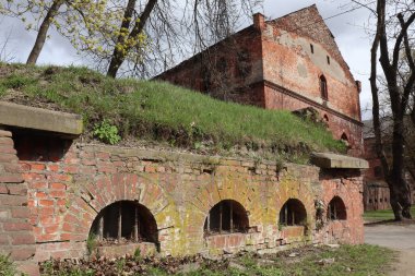 Doğu Prusya 'daki 19. yüzyıl Alman tahkimatları, şimdi Kaliningrad, Rusya (eski adı Konigsberg, Almanya)