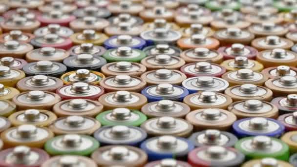 Alkaline and Lithium-ion batteries — Vídeos de Stock