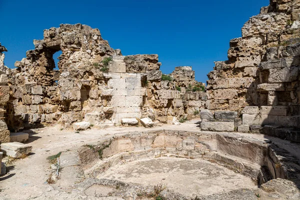 Ruínas Antiga Salamina Norte Chipre Com Céu Azul Por Cima — Fotografia de Stock