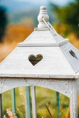 Boho tarzında bir düğün töreni. Dekoratör ve çiçekçi