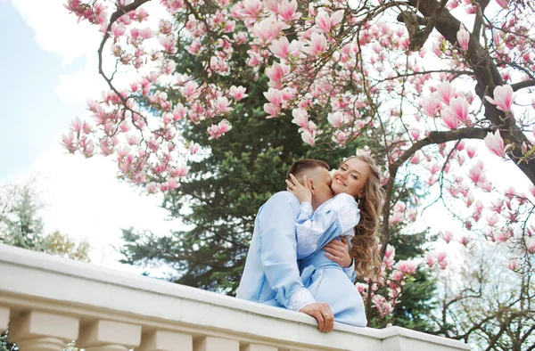 Beautiful Couple Kissing Blooming Magnolia Tree Vintage Villa Background — Stockfoto
