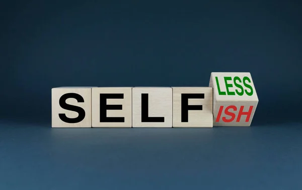 Selfless Selfish Cubes Form Words Selfless Selfish Behavior Lifestyle Concept — Stock fotografie