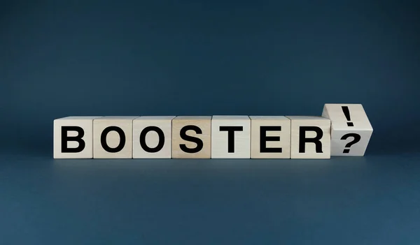 Booster Κύβοι Σχηματίζουν Λέξη Booster Επιχείρηση Μάρκετινγκ Στρατηγική Αναμνηστική Έννοια — Φωτογραφία Αρχείου