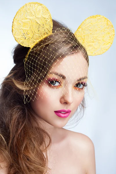 Girl  with bright  accessory of mouse — Stock Photo, Image