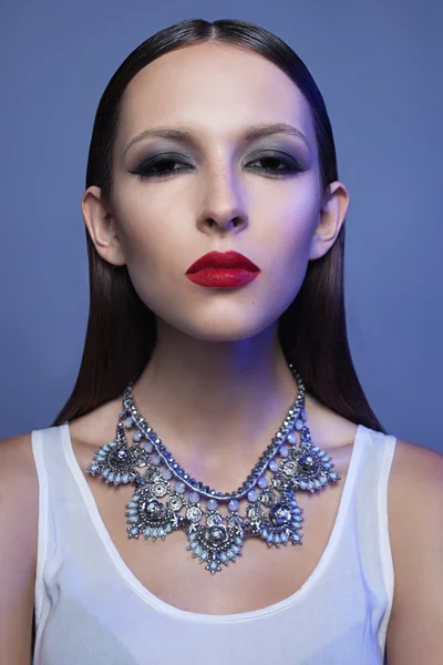 Fashion Model with necklace — Stock Photo, Image