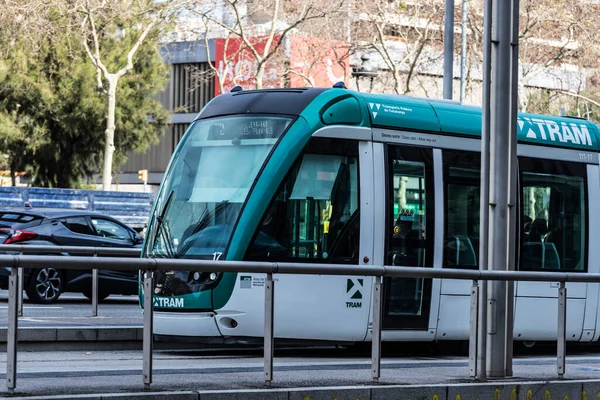 Barcelona Spanien Februar 2022 Trambaix Barcelona Bild Fährt Die Straßenbahn — Stockfoto