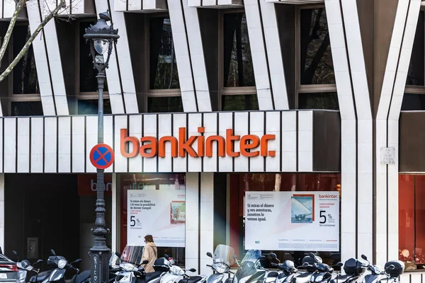 Barcelona Spanien Februar 2022 Fassade Und Logo Der Bank Bankinter — Stockfoto