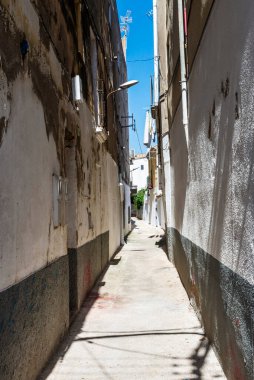 Eski Tortosa, Tarragona, Katalonya, İspanya 'nın dar sokakları 