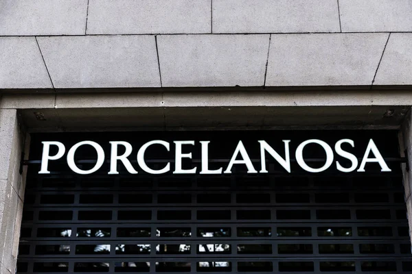 Barcelona Spain October 2022 Sign Porcelanosa Store Specialized Ceramic Tiles — Stock Photo, Image