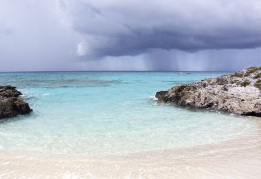 Karayip yağmurlu gün