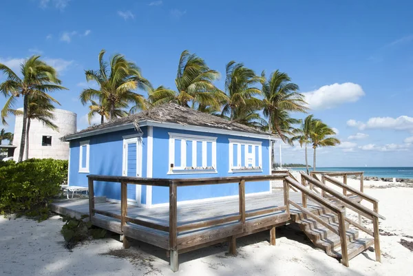 Modrý Dřevěný Dům Pláži Lucaya Freeportu Ostrově Grand Bahama — Stock fotografie