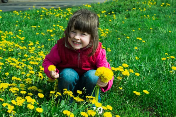 Dandelions ile çocuk