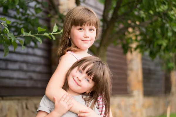 Two little funny girl — Stock Photo, Image