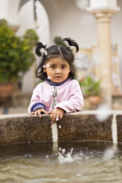 Petite fille bolivienne — Photo
