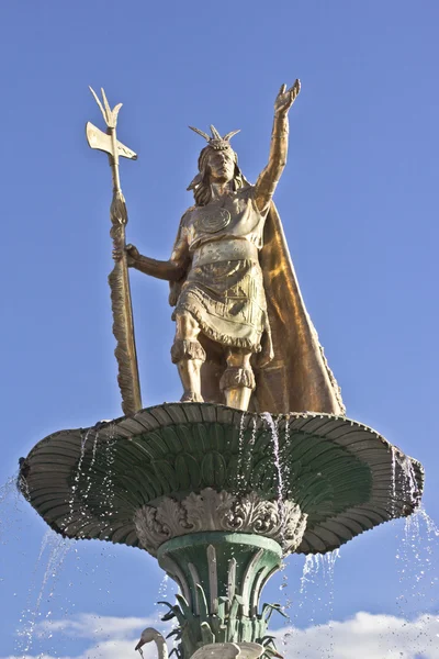 Inca pachacutec statua — Zdjęcie stockowe