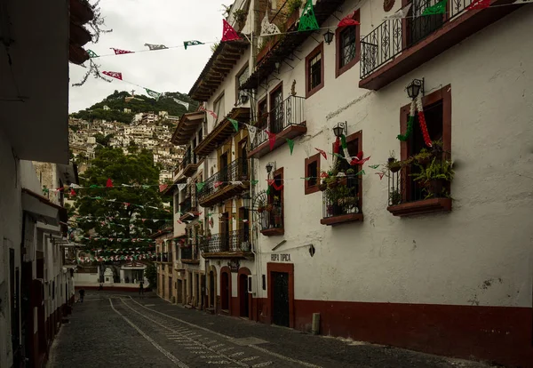 Schöne Und Weiße Häuser Der Stadt Taxco — Stockfoto