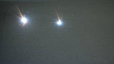 Metal tozundan üç boyutlu nesne yazdıran 3D yazıcı.