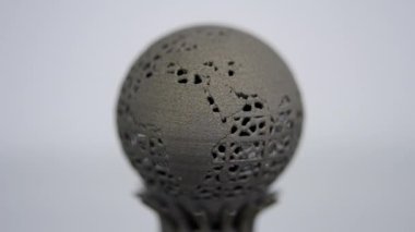 Metal makro için 3D yazıcıya basılmış mankenler. Nesne yüzeyi yakın plan.