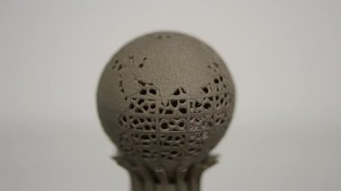 Metal makro için 3D yazıcıya basılmış mankenler. Nesne yüzeyi yakın plan.