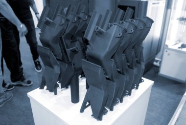 İçten yanmalı motor prototipi 3 boyutlu yazıcıya basıldı. yakın plan.