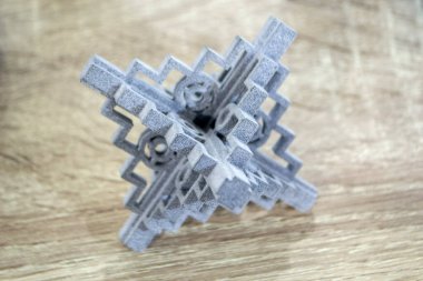 3D yazıcıya basılmış bir model. Toz endüstriyel 3D yazıcı yazdırıldı