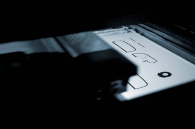 Endüstriyel profesyonel toz 3D yazıcı yazdırma işlemi. Çoklu Jet Füzyon MJF