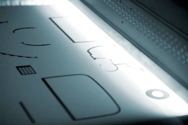 Toz endüstriyel 3D yazıcı üç boyutlu hacim modelleri yazdırıyor