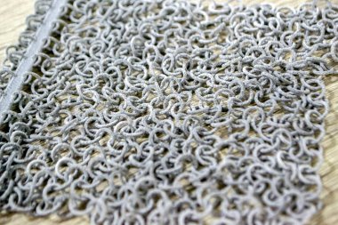 Polyamide tozundan 3 boyutlu bir yazıcıya basılmış nesne