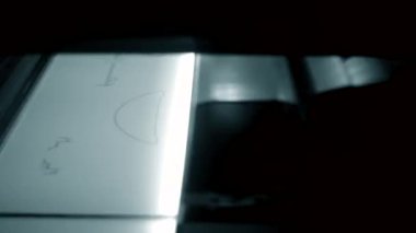 Toz endüstriyel 3D yazıcı üç boyutlu hacim modelleri yazdırıyor