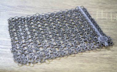 Polyamide tozundan 3 boyutlu bir yazıcıya basılmış nesne