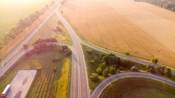 Aerial Drone View Flight Car Interchange Agricultural Wheat Fields Early — Stock Photo, Image
