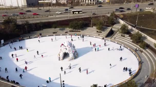 City Ice Skating Rink Open Air Road Bridge City Aerial — Vídeo de stock