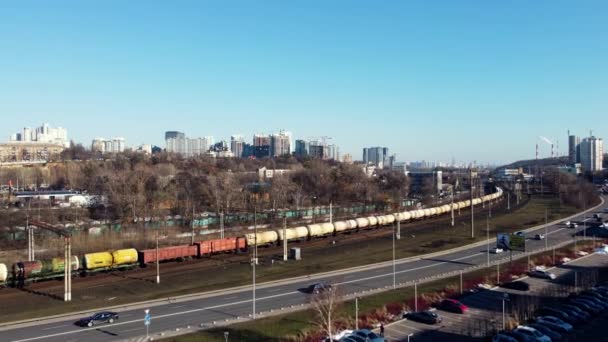 Kyiv Ukraine January 2022 Urban Landscape Freight Train Wagon Passenger — Vídeos de Stock