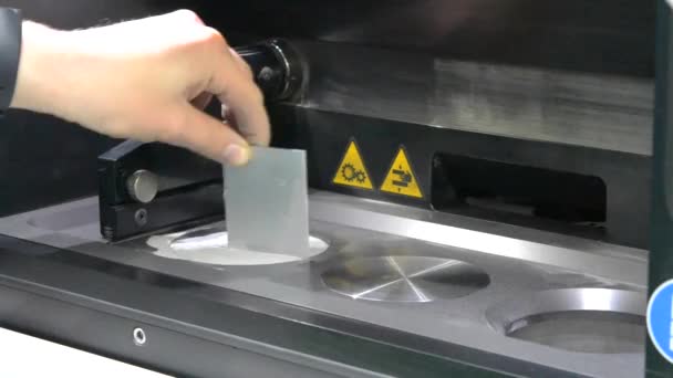Preparing Operation Laser Sintering Machine Man Ramming Metal Powder Working — Stock Video