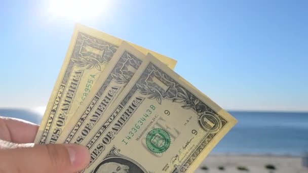 Osoba Držící Ruce Papírové Bankovky Dolarech Nominální Hodnotou Jednoho Dolaru — Stock video