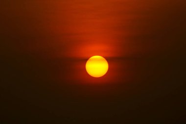 gün batımı görünümü koyu arkaplan