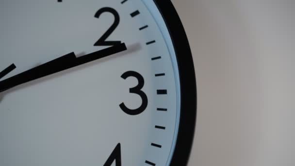 El lapso de tiempo de la parte moderno reloj de pared — Vídeos de Stock