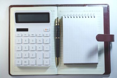 Hesaplayıcı iş konsepti fotoğrafını kapat