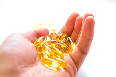 Balık yağı kapsülleri, Omega 3, insan sağlığı için D vitamini.