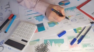 Borsa kontrol göstergelerinde işlem şeması muhasebecisi