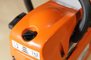Çin elektrikli testere motor kaputu kapalı görünüm, bahçe elektrikli aletleri