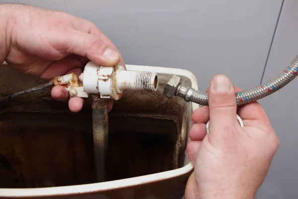 Plumber Hands Remove Old Dirty Water Fill Valve Filling Pipe — Stock Photo, Image
