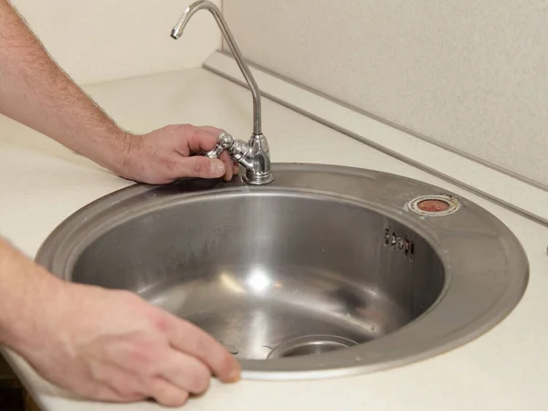 Old Gray Stainless Steel Kitcken Sink Disassembly White Kitchen Table — Stock Photo, Image