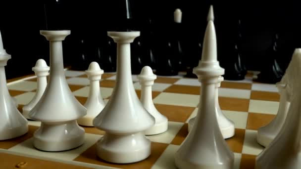 Шахи Шахівниці Зйомки Чорному Тлі — стокове відео